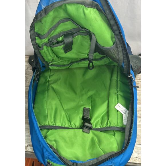 PATAGONIA FUEGO 32L Hiking Camping Backpack Day Hike Teal Navy - Picture 14 of 16